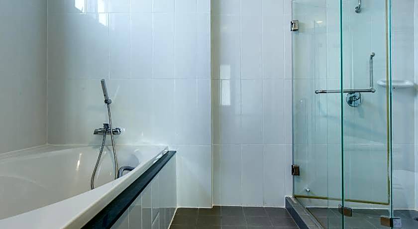 Kanchanaburi City Hotel