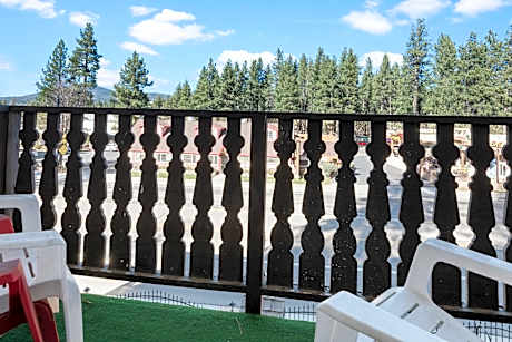 Triple Room with Balcony