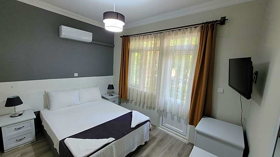 Photo 1 of 17 of Standard 1 Double Bed or 2 Beds