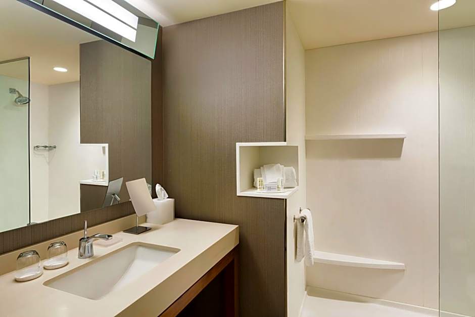 Hotel Dene & Conference Centre