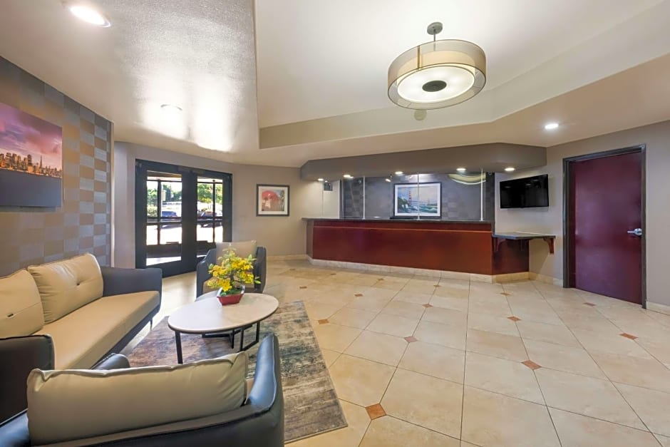 Best Western Lania Garden Inn & Suites