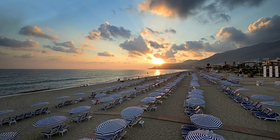 Villa Moonflower Aparts&Suites