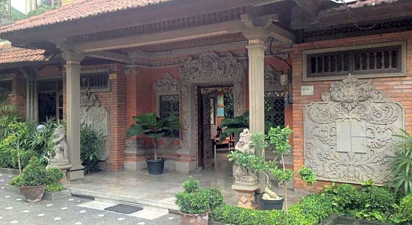 Dewa Bharata Bungalows Candidasa