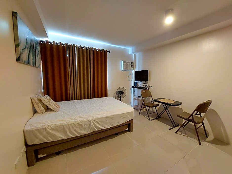 FULLY FURNISHED SPACIOUS CONDO