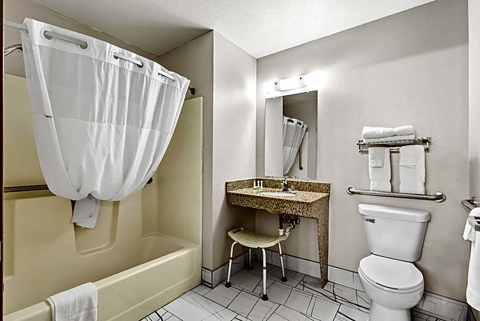 Days Inn by Wyndham Mitchell SD