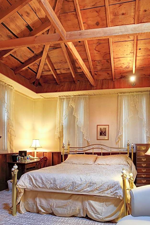 Afton House Inn