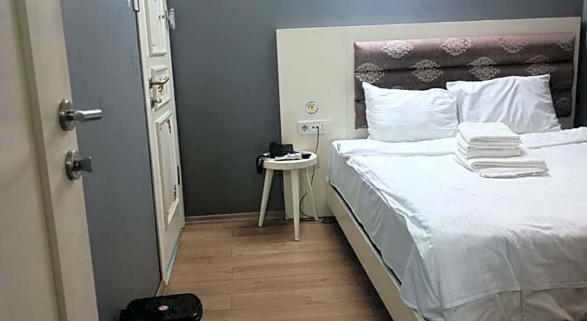 The Wolf Hotel