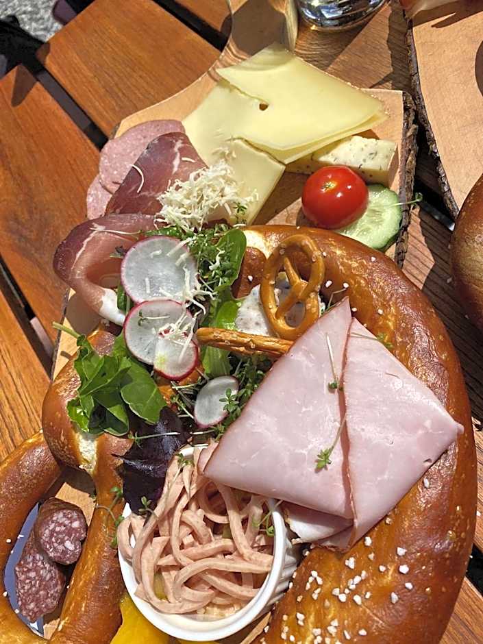 Nagelfluhhaus Hirsch