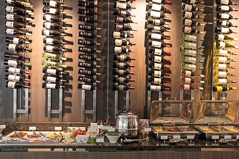 Congress Avenue Hotel