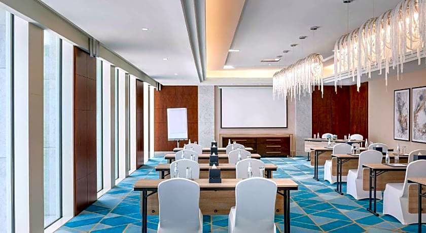 Wyndham Grand Doha West Bay Beach