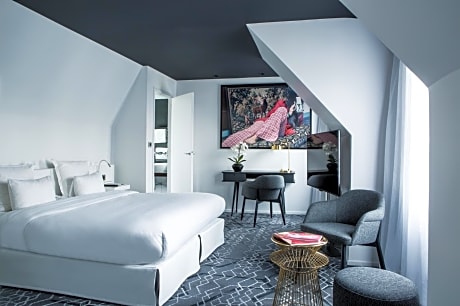 Le General Hotel