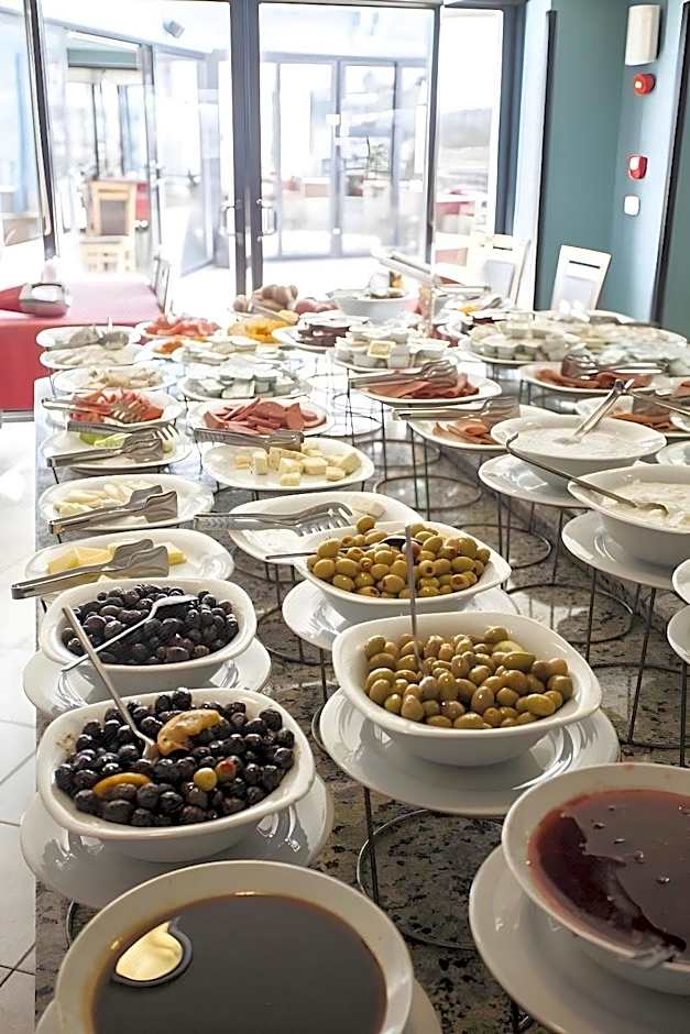 Rumi Hotel