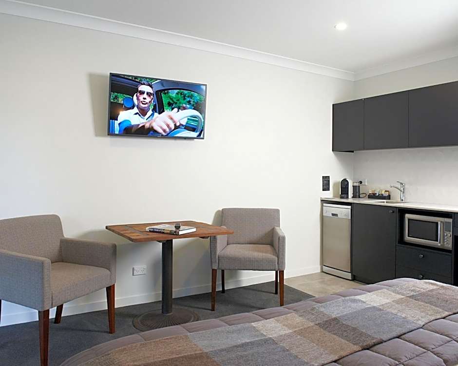 Kelly Rd Cambridge Lodge
