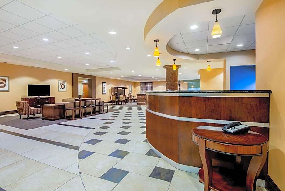 La Quinta Inn & Suites by Wyndham Edgewood / Aberdeen-South