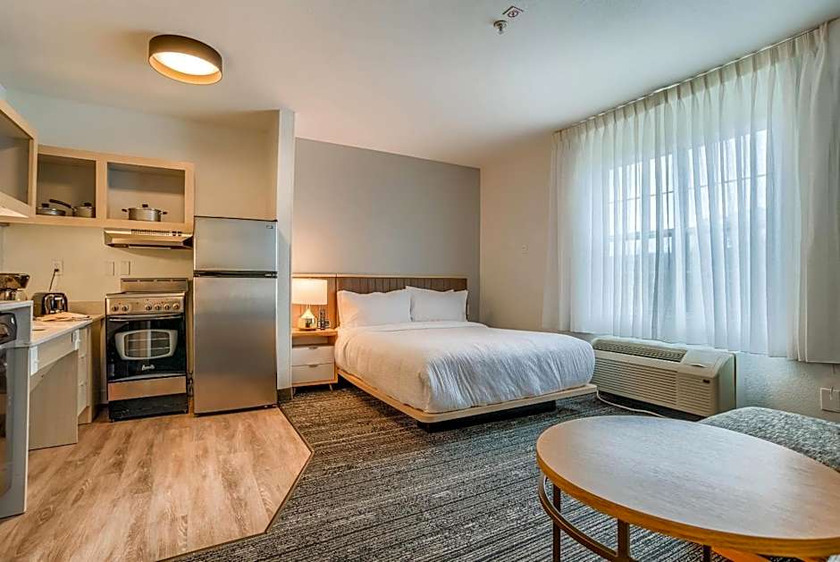 MainStay Suites