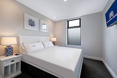 2 Bedroom Deluxe Apartment