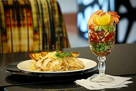 McAllen Grand Plaza Hotel - Alojamientos en MCALLEN