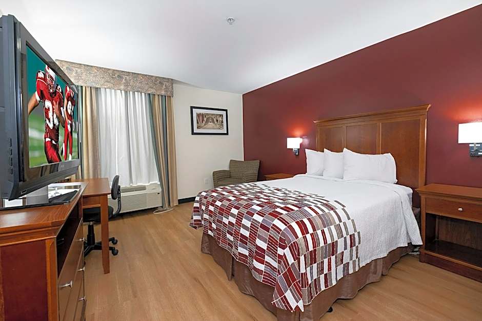 Red Roof Inn & Suites Houma