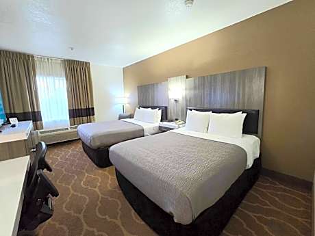 Queen Room with Two Queen Beds - Accessible/Non-Smoking