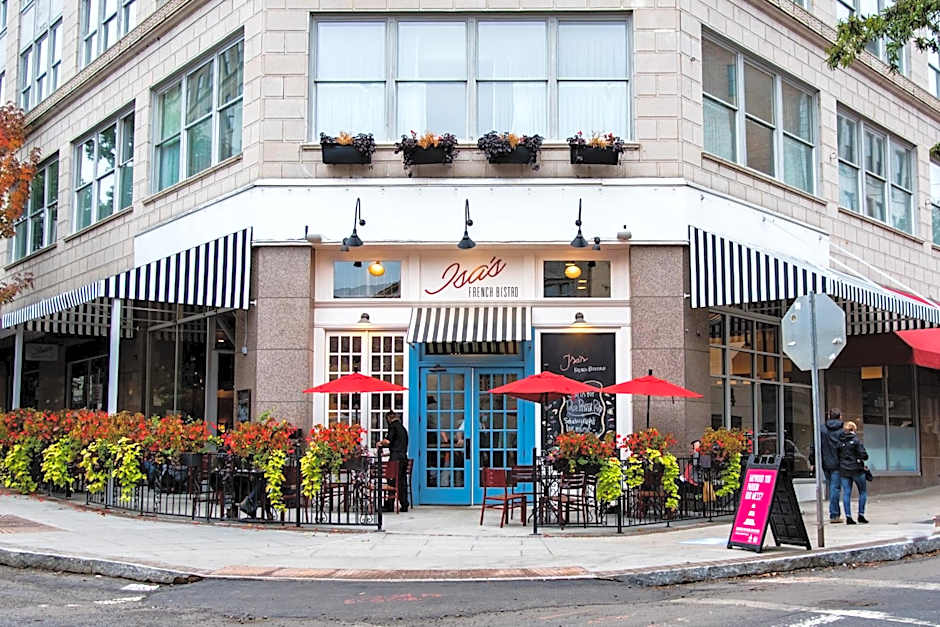 Haywood Park Hotel, an Ascend Collection Hotel