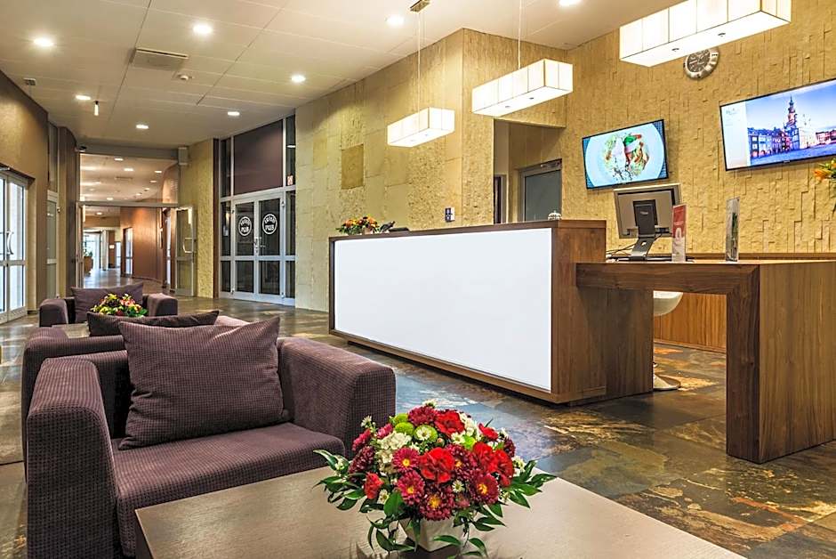 Hotel Victor Pruszkow DeSilva