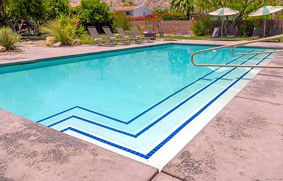 The Hideaway - 21 and Over - A Town & Desert Boutique Hotel