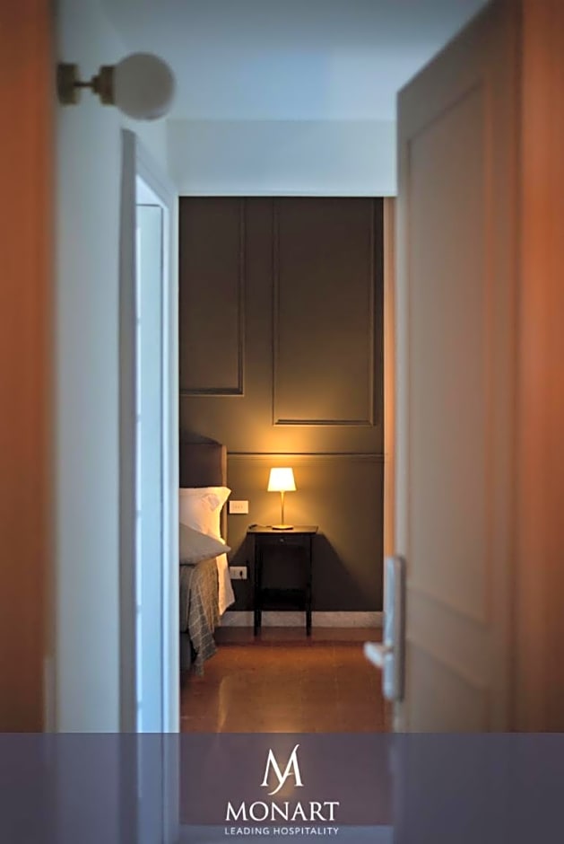 MONART HOSPITALITY Cavour