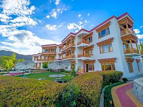 Hotel Trikaya Ladakh
