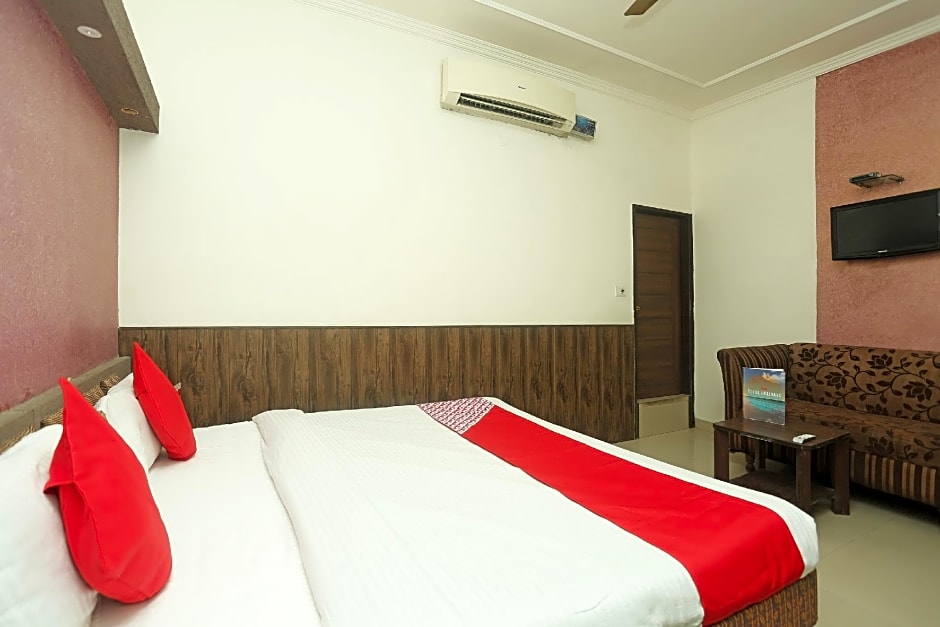 Hotel O Sai President