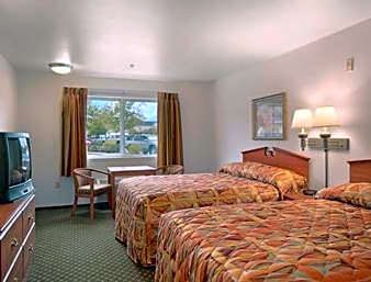 Photo 1 of 4 of 2 Queen Beds