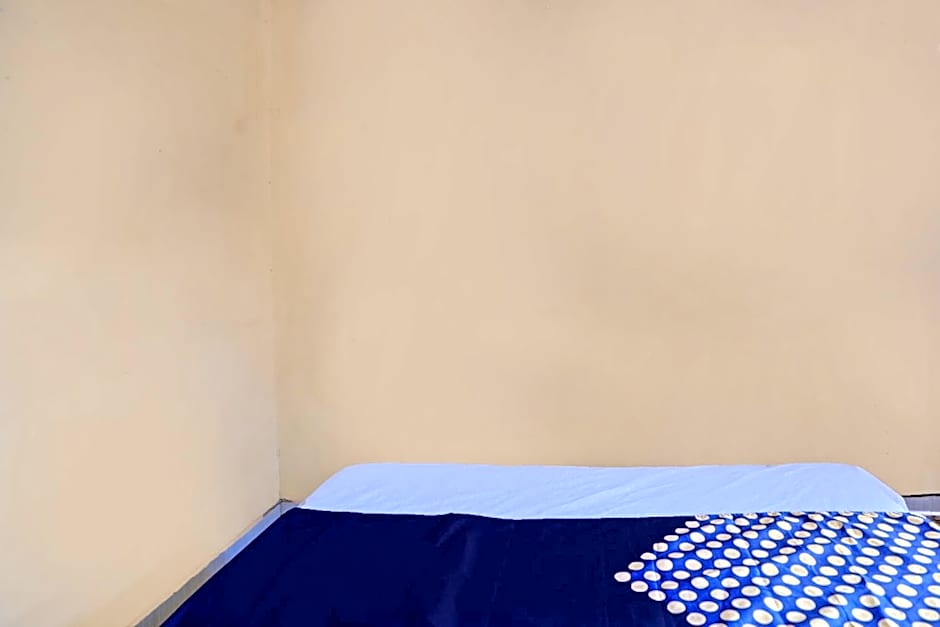 SPOT ON 92475 Rc Homestay Syariah