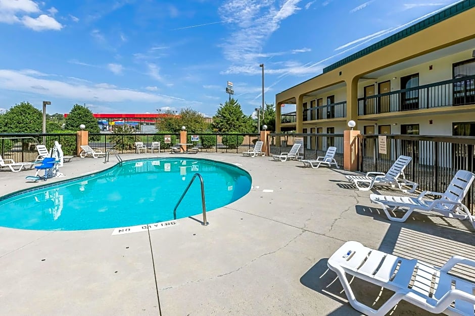 Rodeway Inn Knoxville