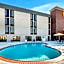 La Quinta Inn & Suites by Wyndham Columbus