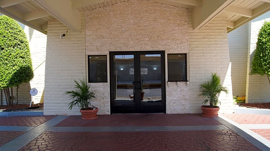 Travelodge by Wyndham North Richland Hills/Dallas/Ft Worth