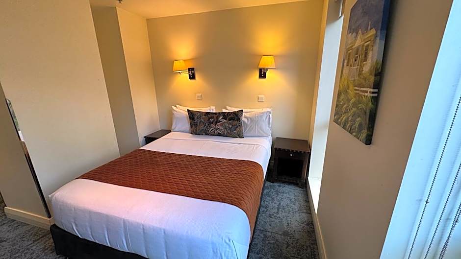 Trinity Hotel