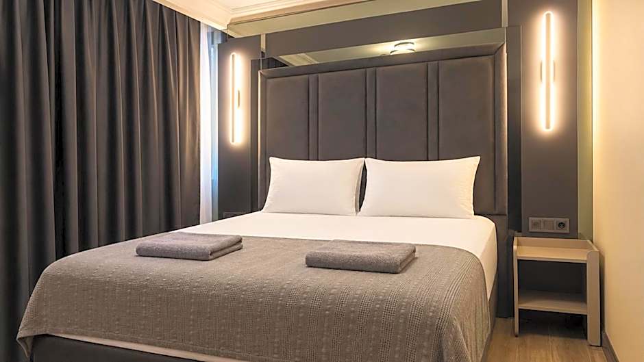 TALLES CITY HOTEL