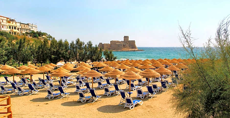 TH Le Castella - Baia degli Dei Village