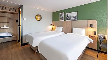 Standard Room - 2 Single Beds