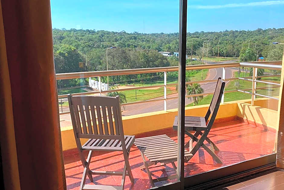 Grand Crucero Hotel