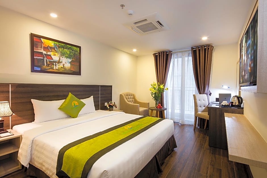 Photo 1 of 8 of Deluxe 1 Double Bed, Balcony