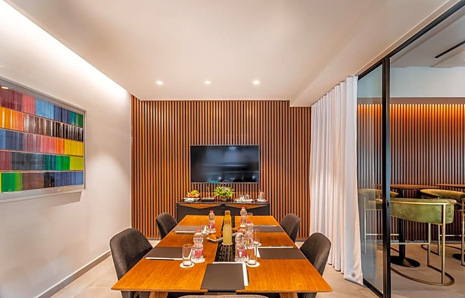 Roxon Urban Ramat Gan