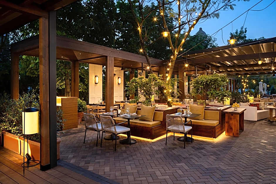 JW Marriott Bucharest Grand Hotel