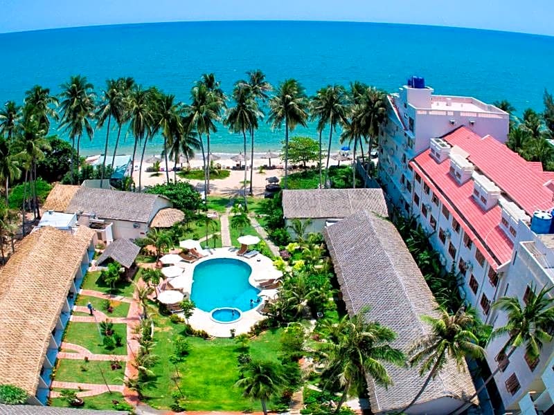 Sun And Sands Beach Hotel Spa