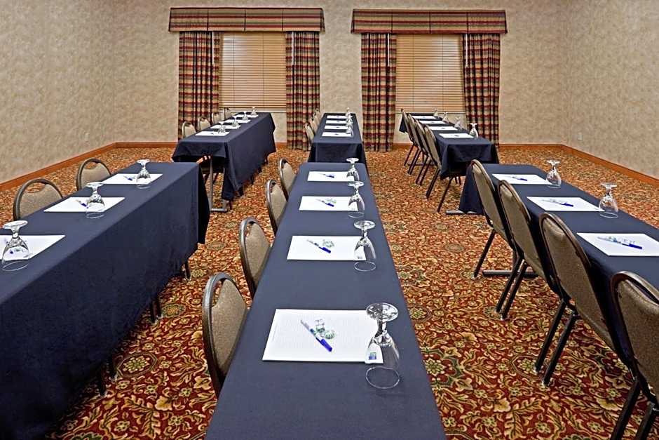 Holiday Inn Express Syracuse-Fairgrounds by IHG