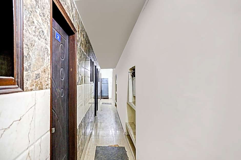 Os Hotel by Oyo Rooms – Delhi, NY