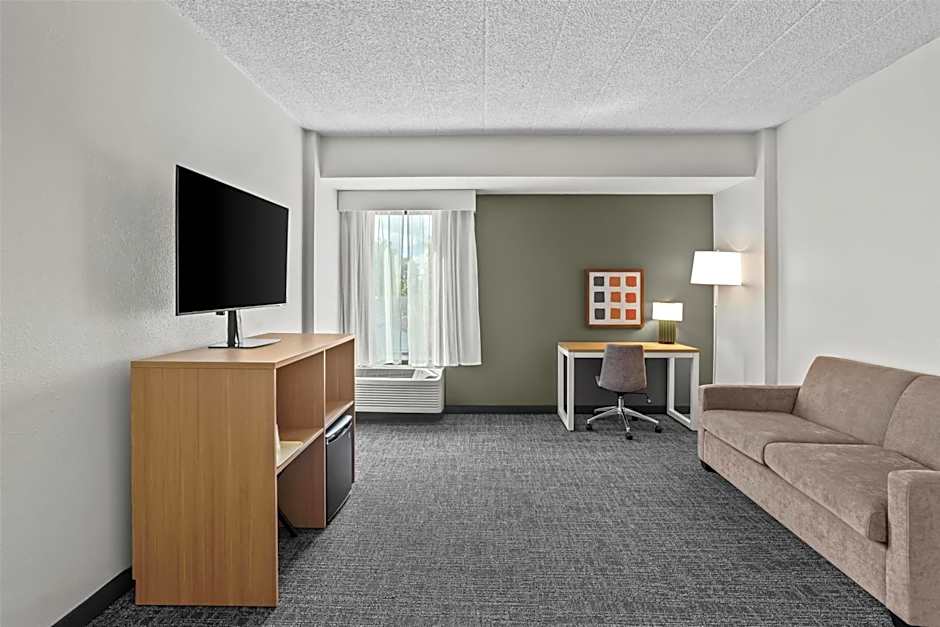 Spark by Hilton Des Plaines Chicago O'Hare