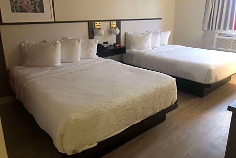 2 Queen Beds Mobility Accessible Room Non-Smoking