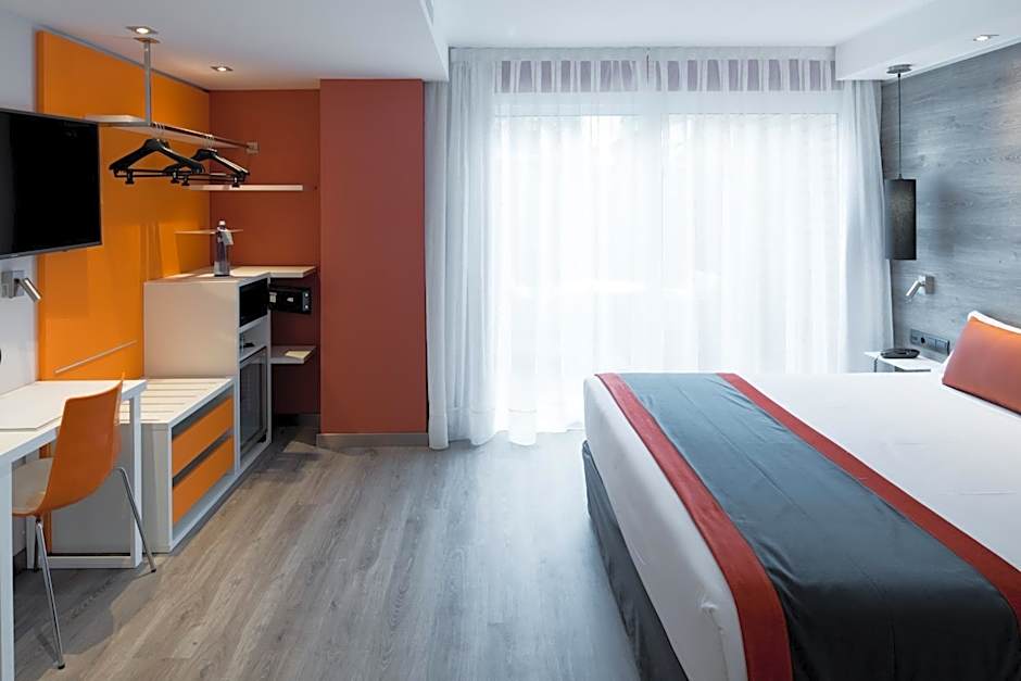Catalonia Mikado Hotel