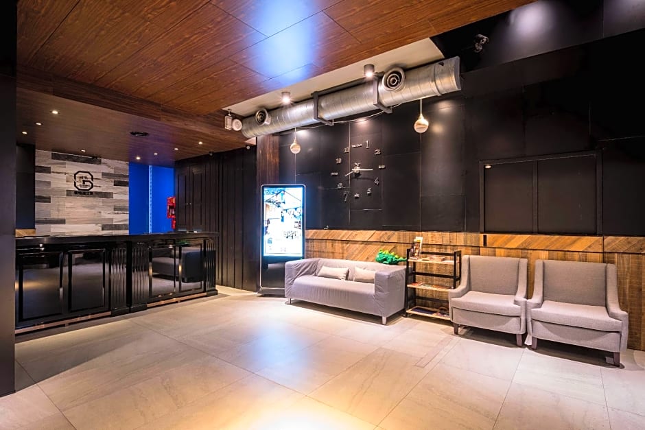 Calligraphy Greenway Hotel