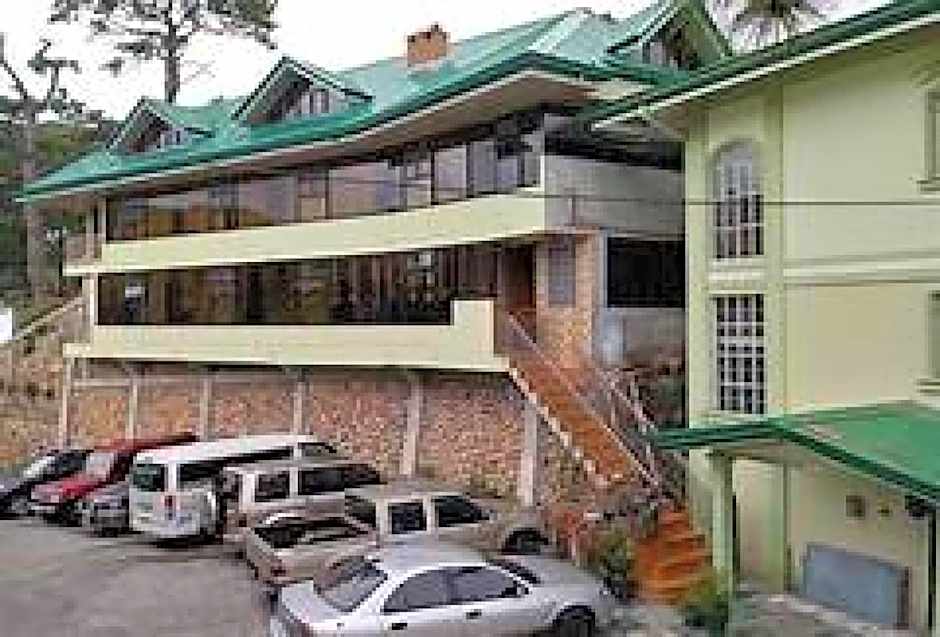 RedDoorz Hostel @ Baguio Tourist Cabin